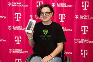 Motlow Partners with T-Mobile to Provide 2,100 Free 5G Smartphones to Students